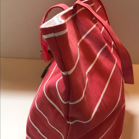 Tommy Bahama tote bag. *NWT* - Picture 5 of 5